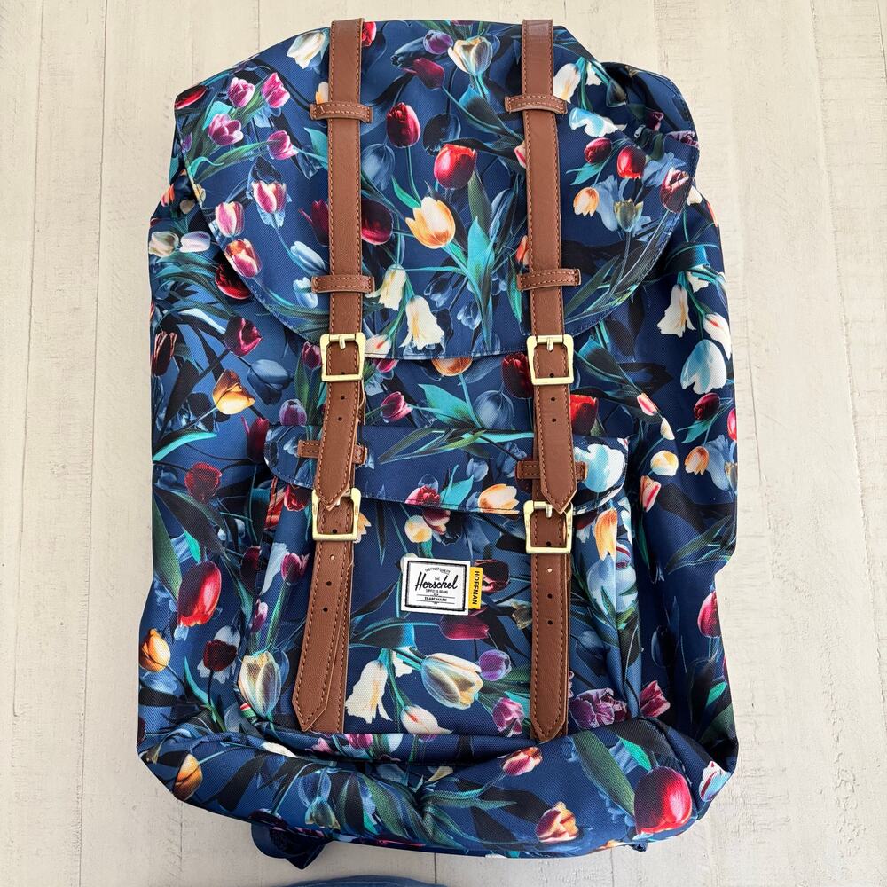 NWOT Herschel Little America Hoffman Tulips 25L Backpack Rucksack